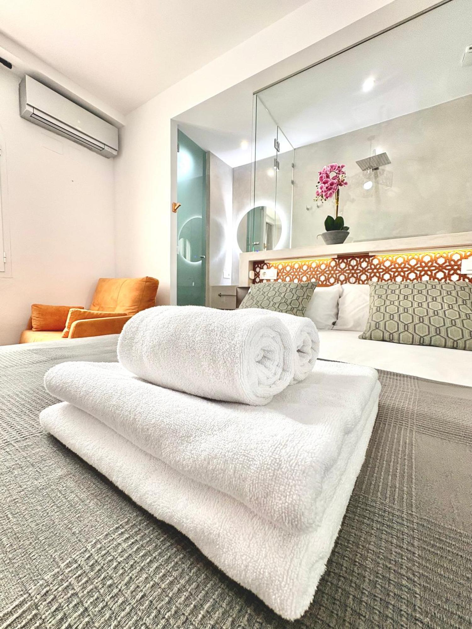 Unique House - Private Spa&Pool -StayinSevilla Eksteriør billede