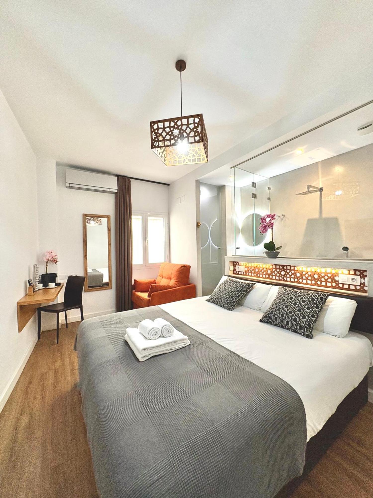 Unique House - Private Spa&Pool -StayinSevilla Eksteriør billede
