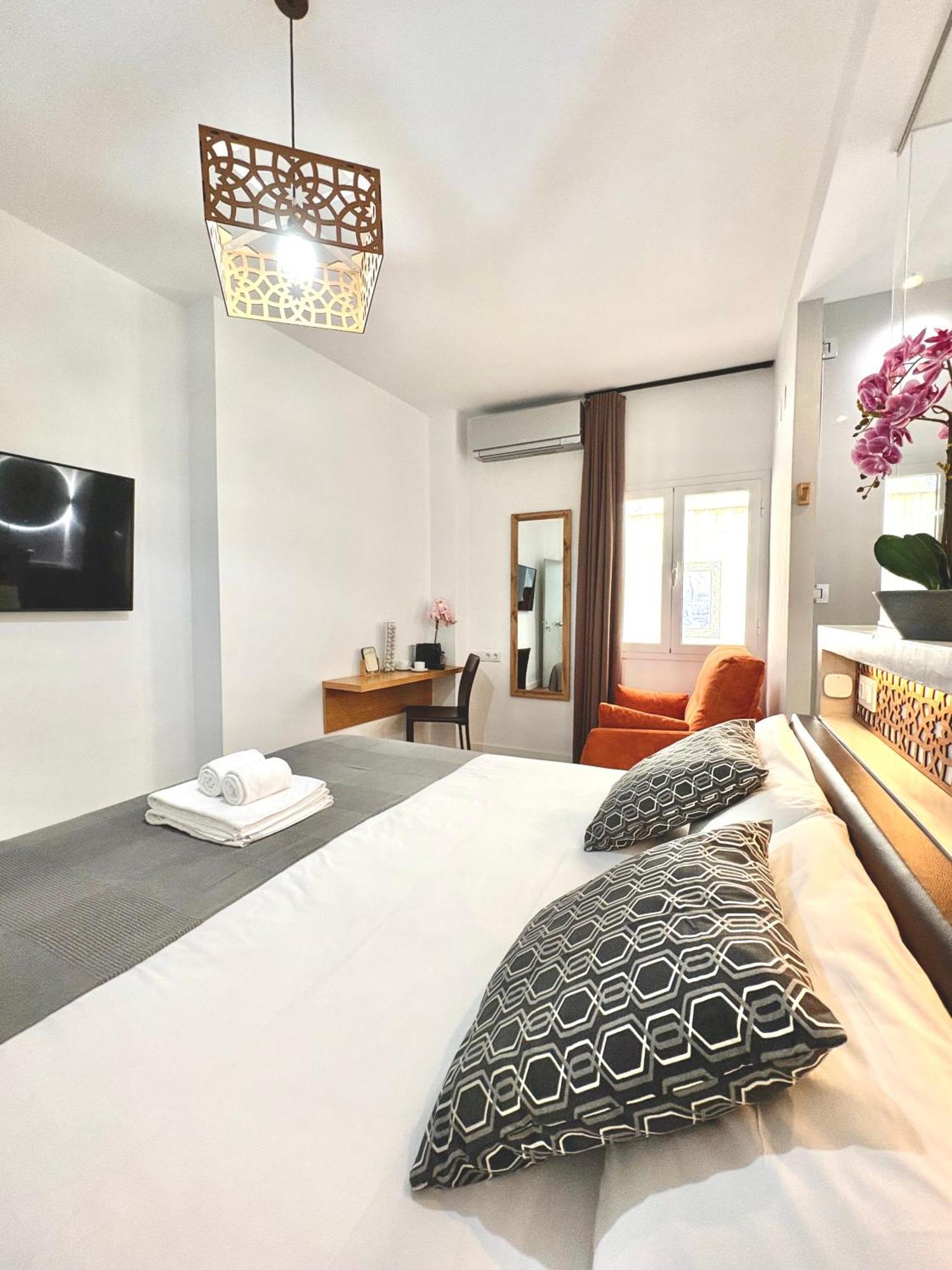 Unique House - Private Spa&Pool -StayinSevilla Eksteriør billede