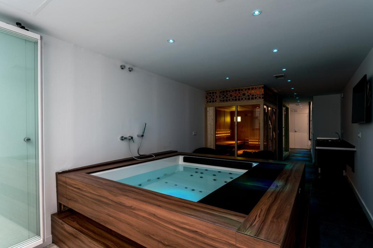 Unique House - Private Spa&Pool -StayinSevilla Eksteriør billede